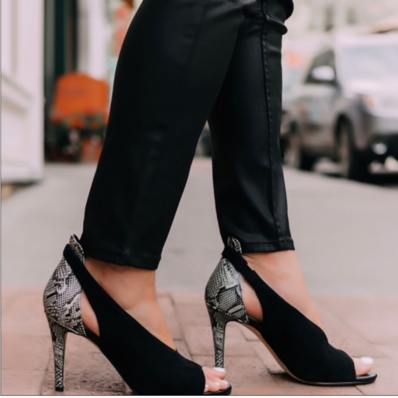 WHBM Leather pumps - Sz9. Suede and Snake pattern FINAL - Picture 11 of 12